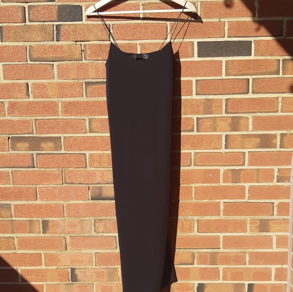 Effortless Zara little black dress! - Picture 4 of 7